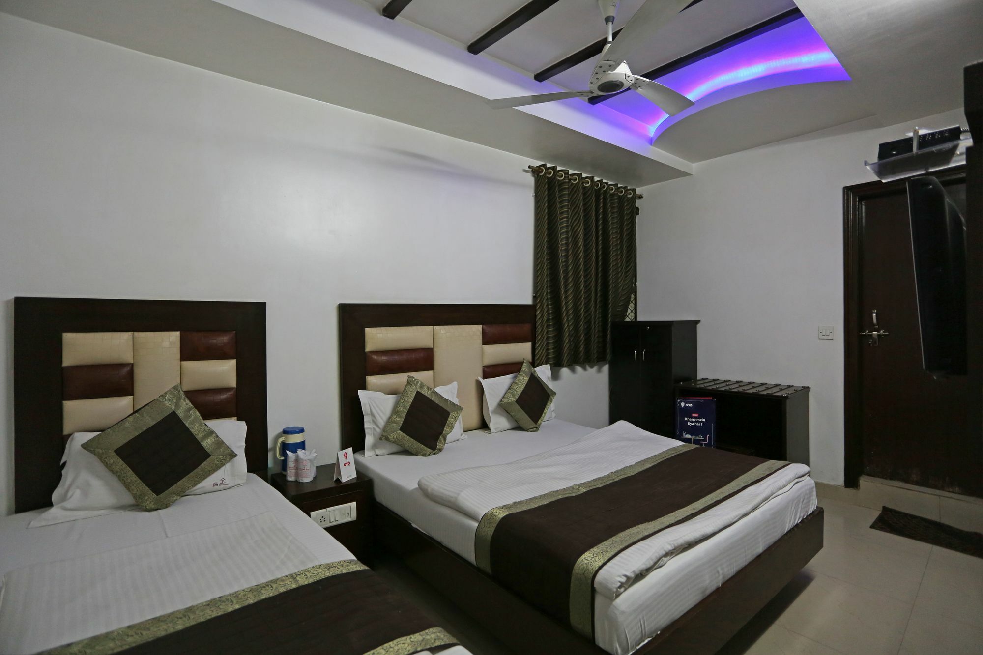 Oyo 7781 Hotel Sai International Nueva Delhi Exterior foto
